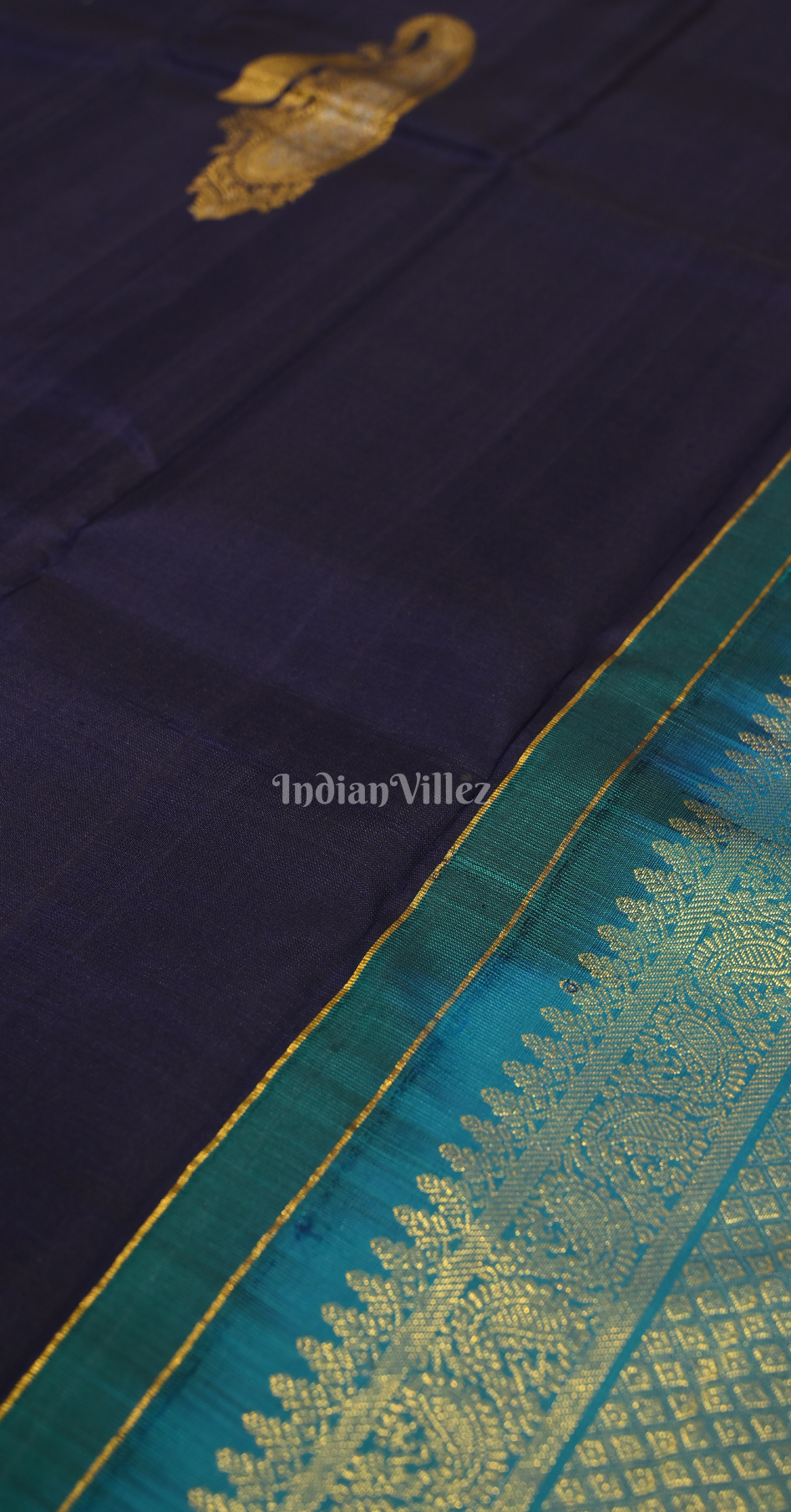 Navy Blue Paisely Design Brocade Pure Kanjivaram Silk Saree 