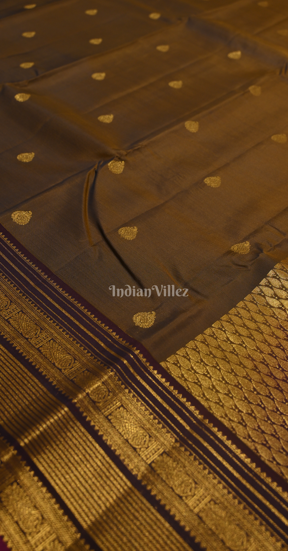 Chocolate Brown Golden Butta Brocade Pure Kanjivaram Silk Saree 
