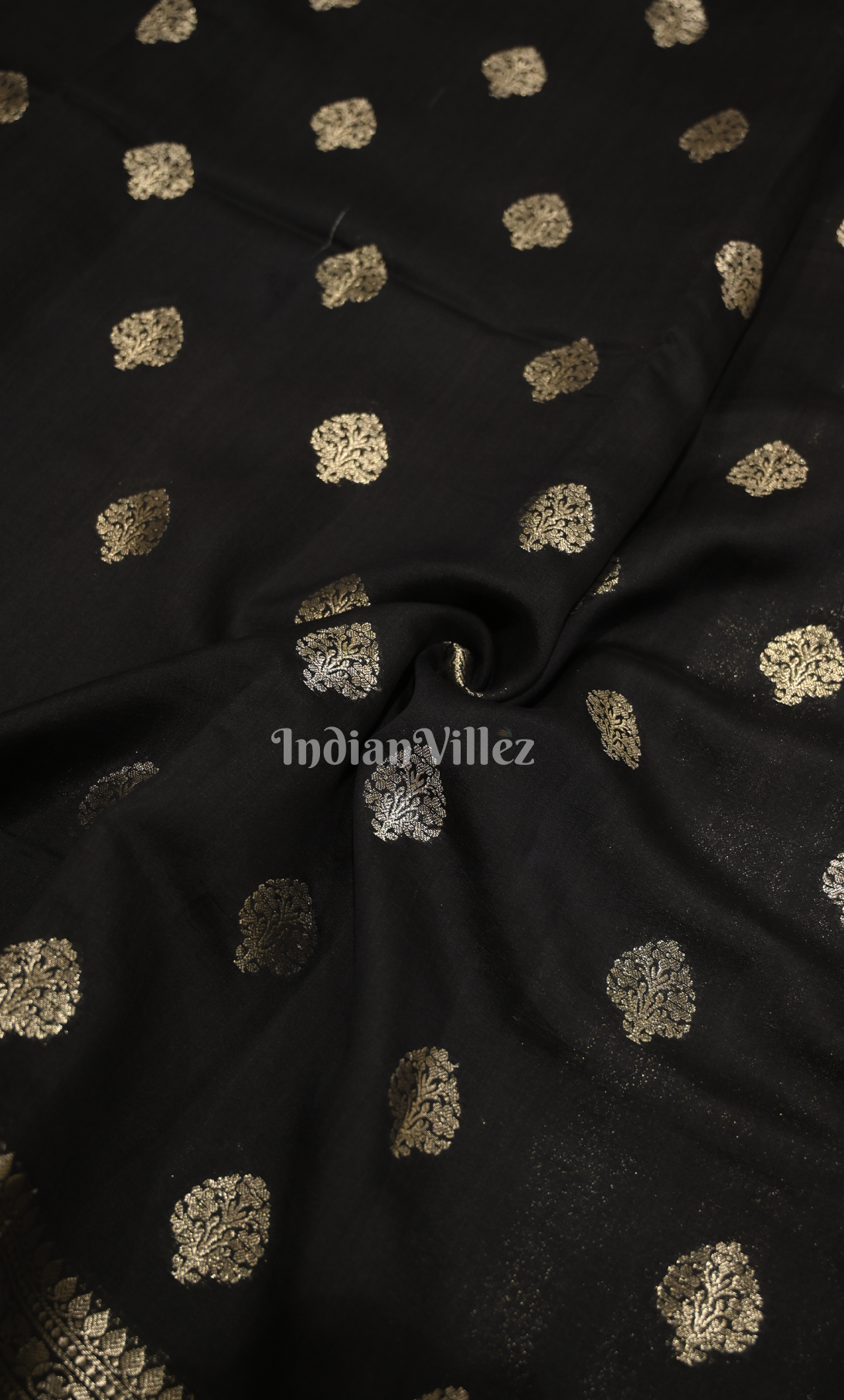 Exclusive Black Pure Katan Banarasi Silk Saree 