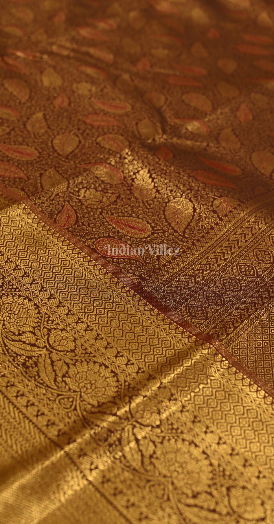 Dark Maroon Paisely Pure Brocade Kanjivaram Silk Saree 