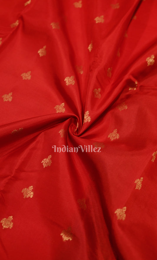 Red Mehendi Green Zari woven Pure Kanjivaram Silk Saree 