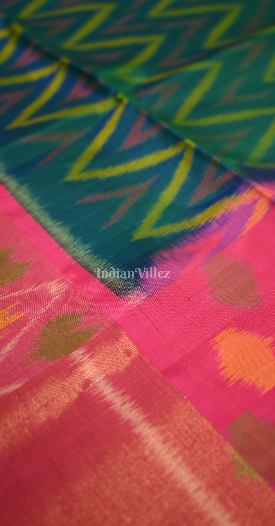 Green Pink Zigzag Pochampally Ikat Silk Saree
