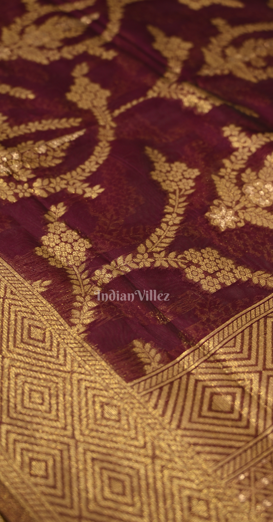 Purple Dual Tone Weaving Organza Saree With Blouse Piece