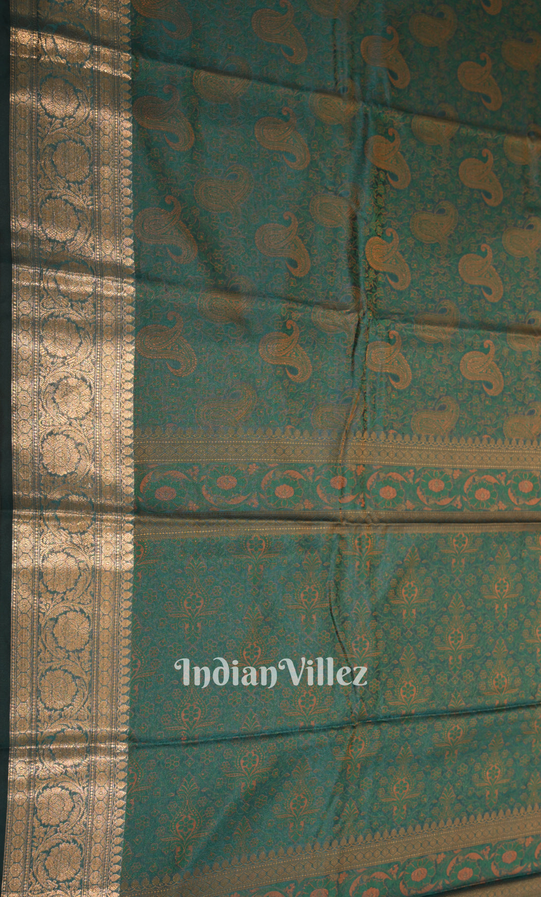Green Dual Tone Tanchoi Silk Banrasi Saree 