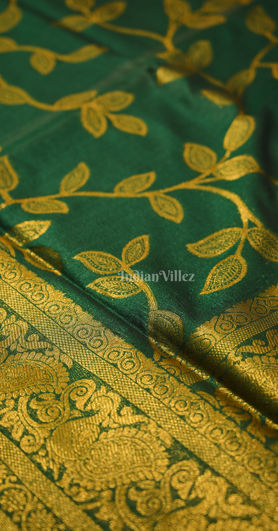Bottle Green Two Tone Chinon Woven Banarasi Silk Saree 