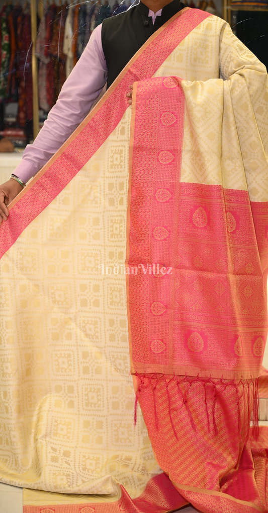 Off white Pink Pure Zari Base Chaap Hand Woven Kanjivaram Silk Saree