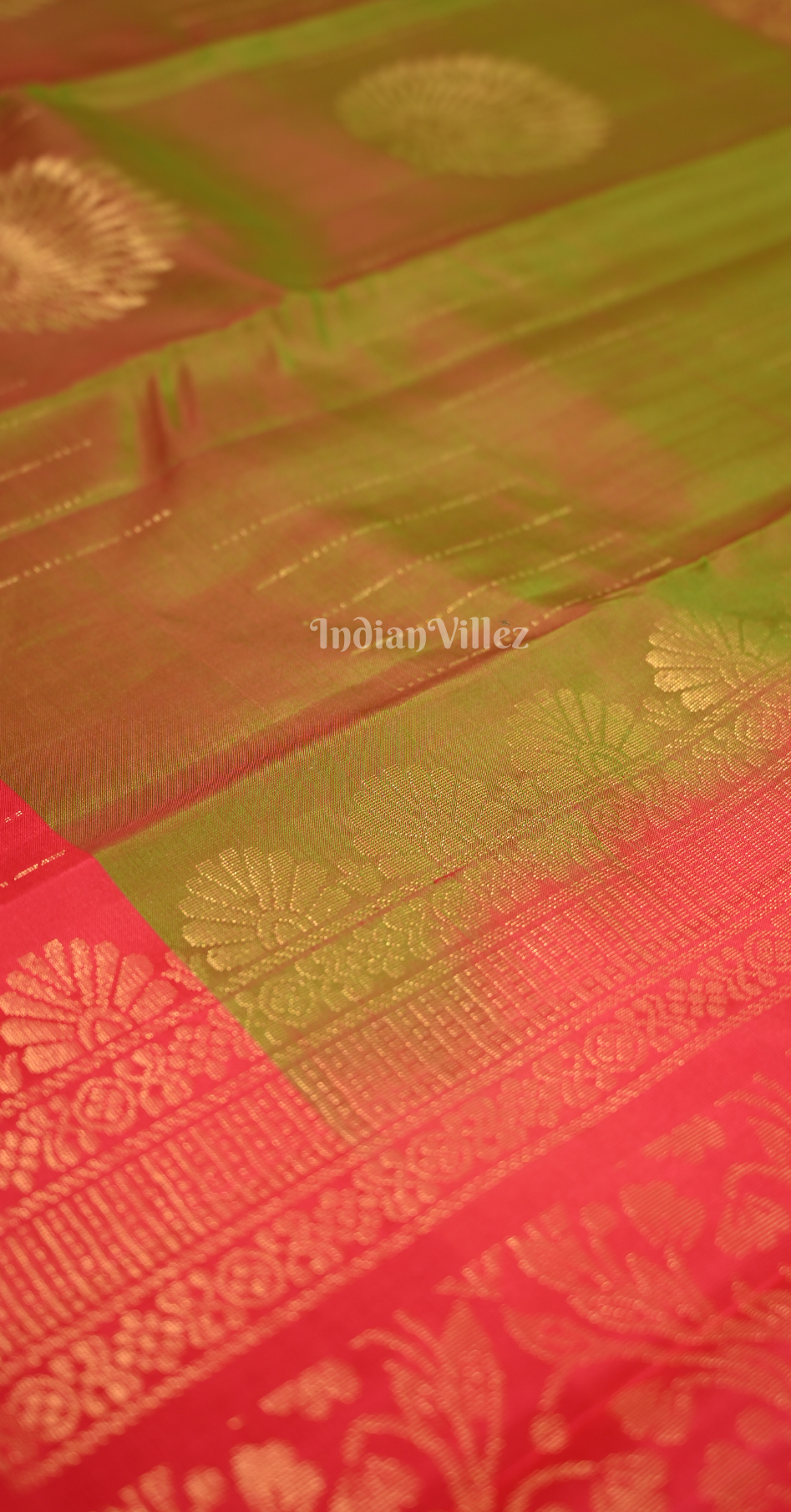 Mehendi Green Rani Pink Floral Zari Pure Kanjivaram Soft Silk Saree 
