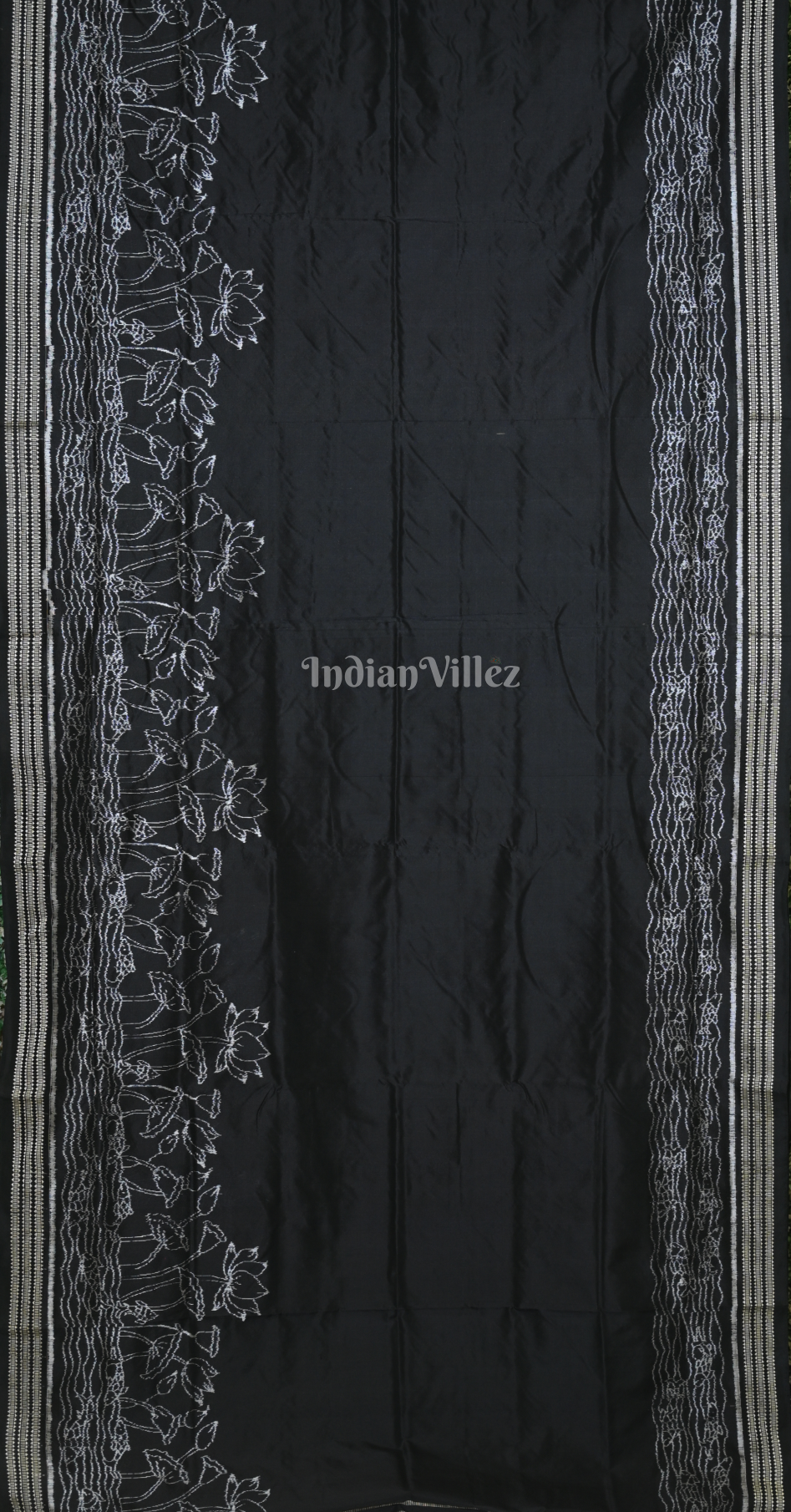 Exclusive Black Lotus Pond Odisha Ikat Sambalpuri Silk Saree 