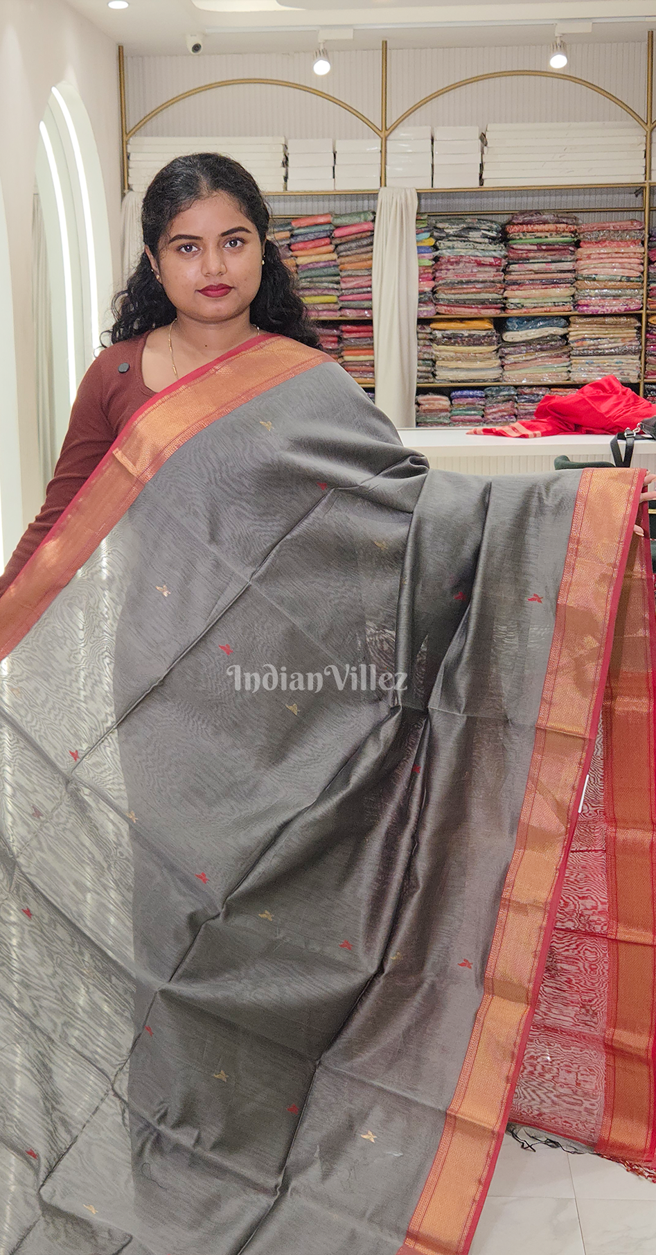 Cement Grey Red Pure Silk Cotton Maheshwari Saree with Zari Border