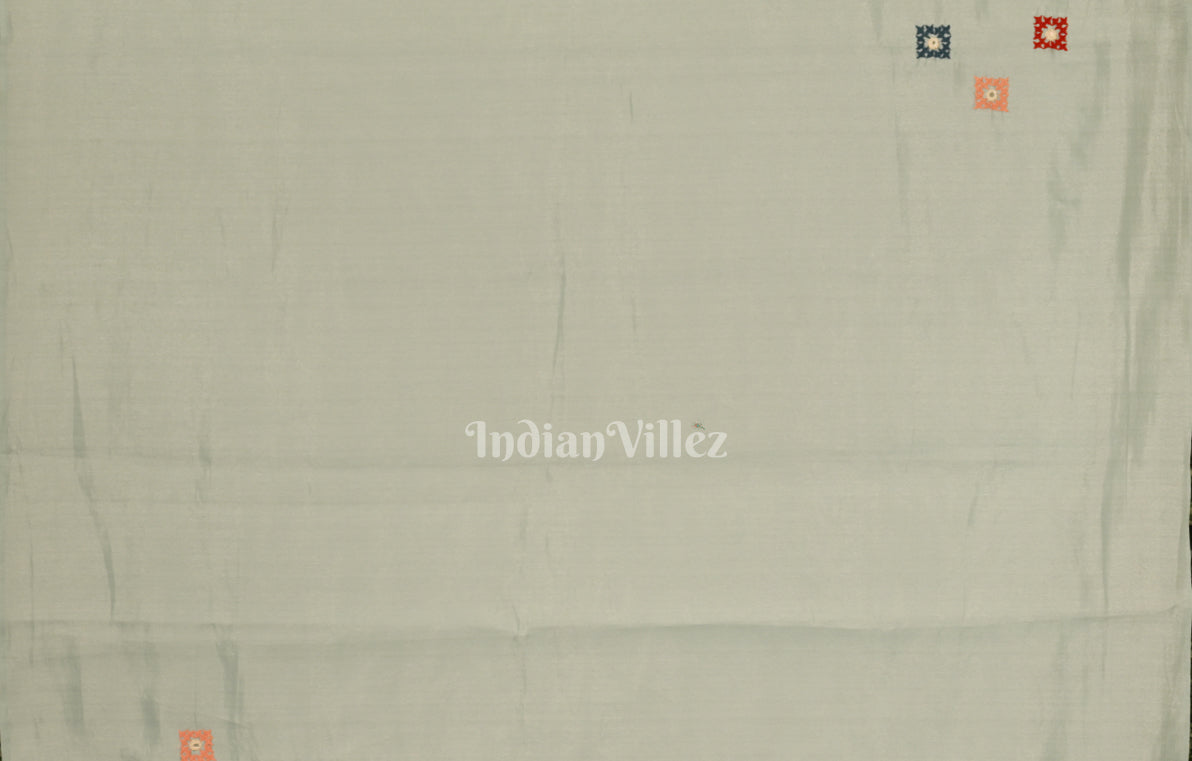 White Tussar Silk Saree with Hand Embroidery Work