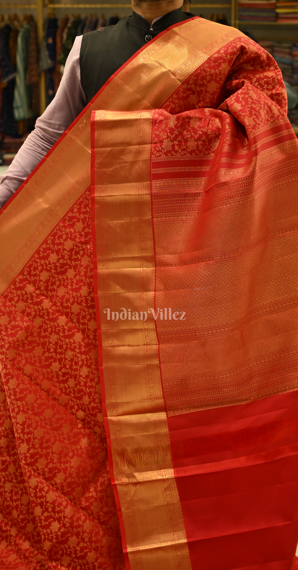  Exclusive Red & Gold Floral Brocade Pure Kanjivaram Silk Saree