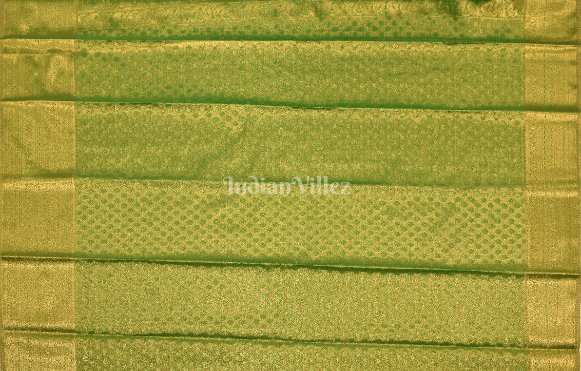 Mehendi Green Floral Motif Brocade Pure Kanjivaram Tissue Silk Saree