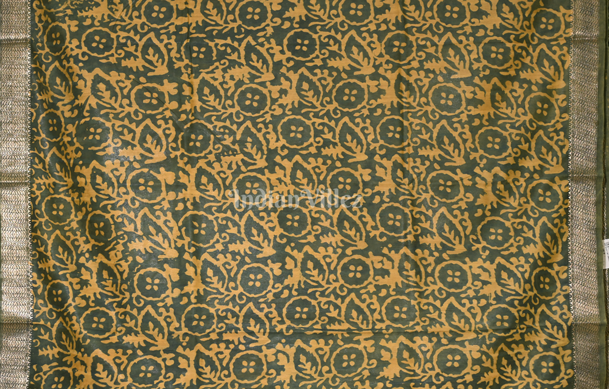 Green Block Printed Dabu Cotton Saree 