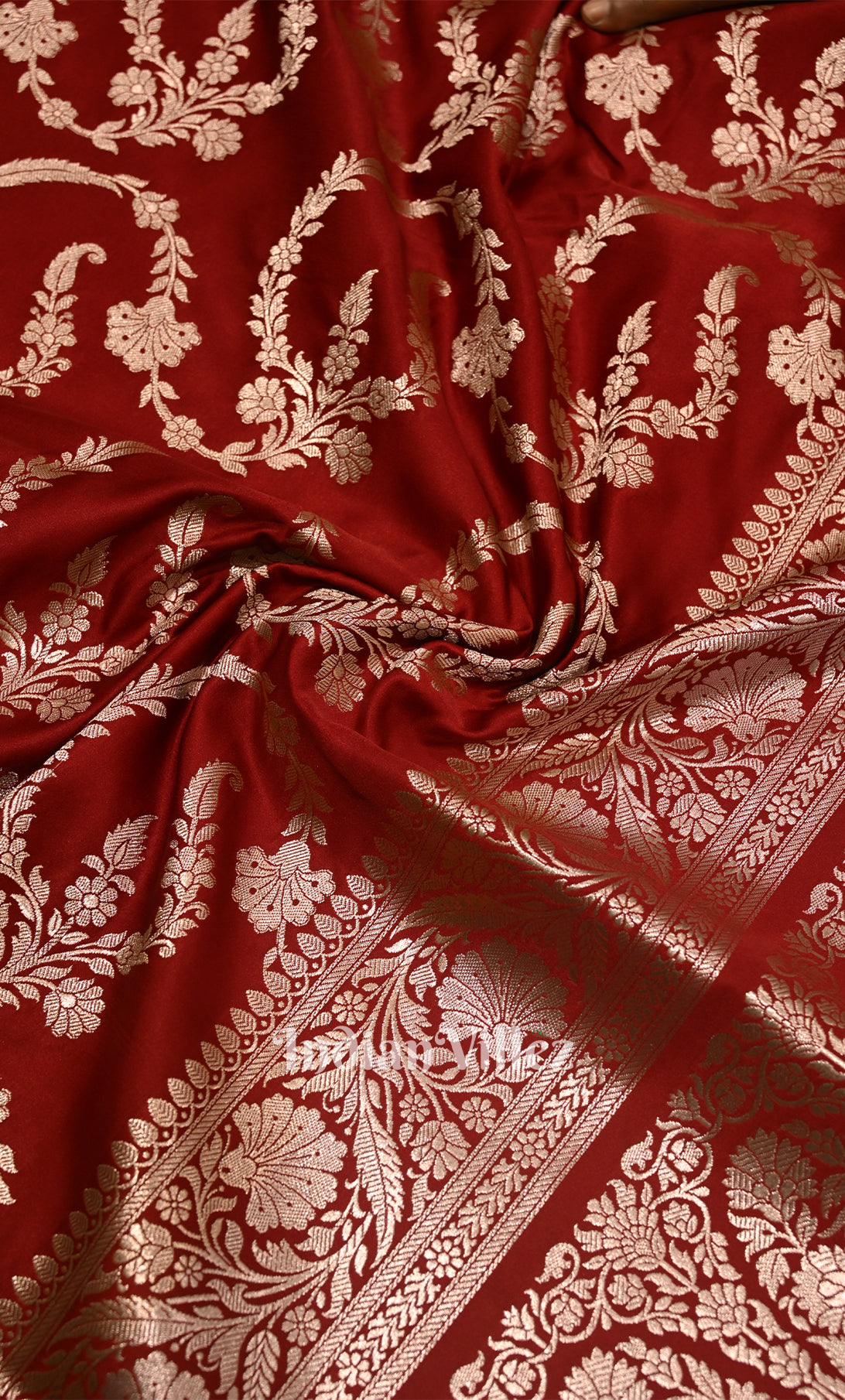 Exclusive Pure Red Mashru Satin Silk Banarasi Saree 