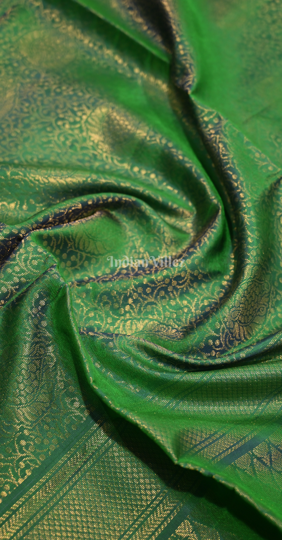 Green Dual Tone Pure Kanjivaram Soft Silk Saree