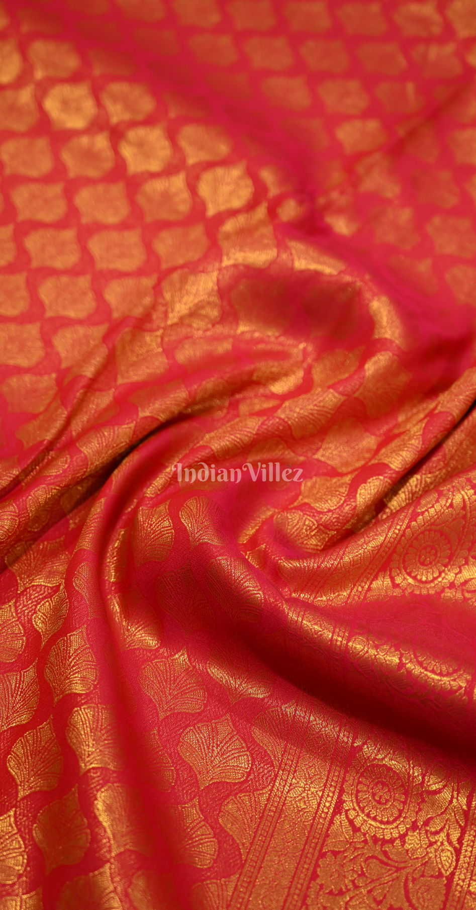 Red Diamond Floral Brocade Pure Kanjivaram Silk Saree