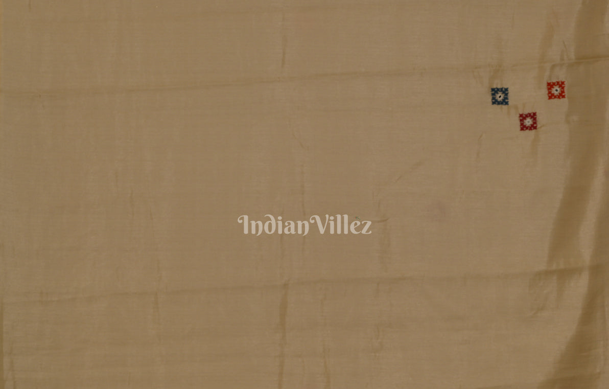 Cream Thread Work Hand Embroidery Kutch Work Silk Saree