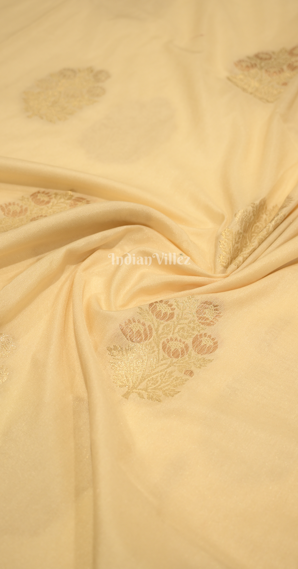 Off White Pure Khaddi Gergette Baarasi with Nylon Weaving Saree