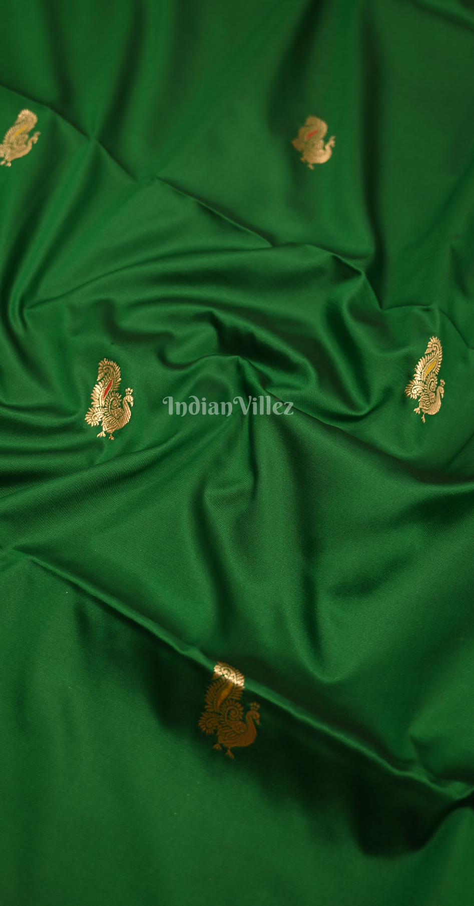 Green Peacock Design Mashru Satin Silk Banarasi Saree