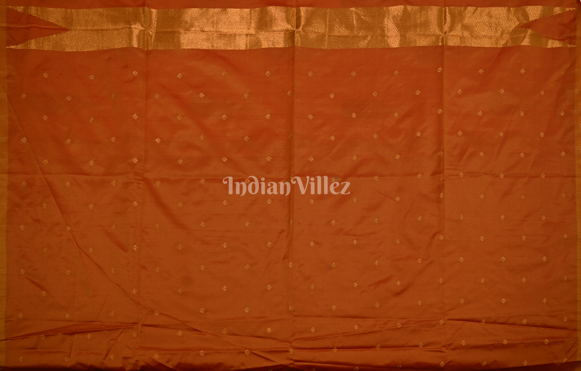 Cream Two Tone Weaving Silk Saree With Zari Work