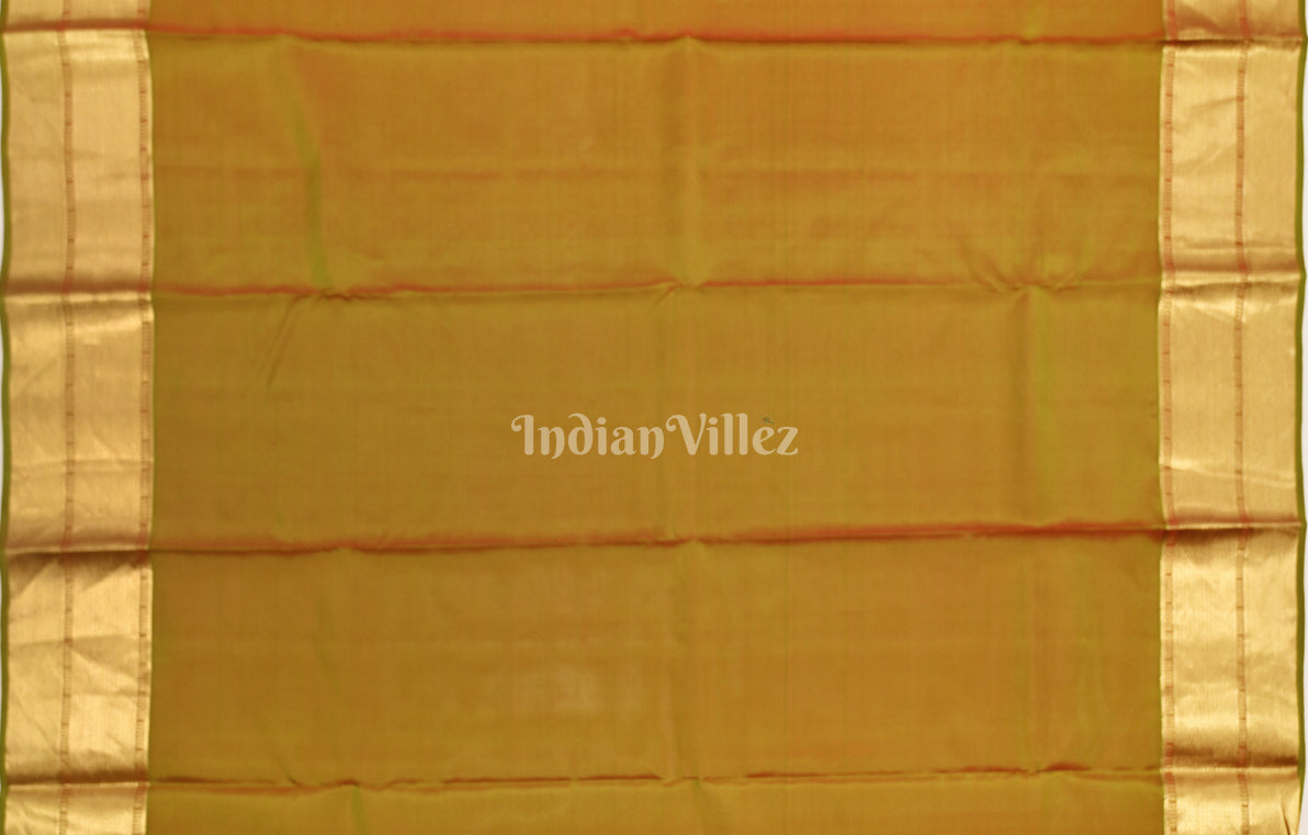 Red Mehendi Green Zari woven Pure Kanjivaram Silk Saree 