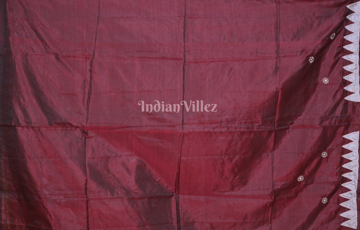 White Maroon Konark Chakra Hand Embroidered Applique Work Saree