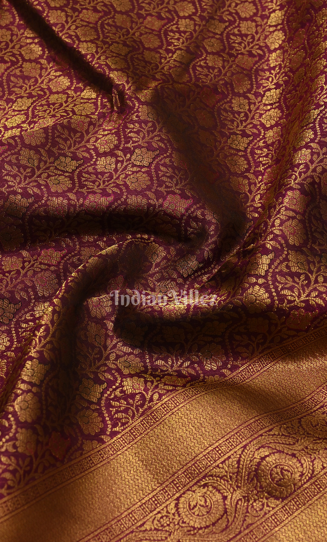 Exclusive Purple pure Kanjivaram Silk Saree with Zari Brocade