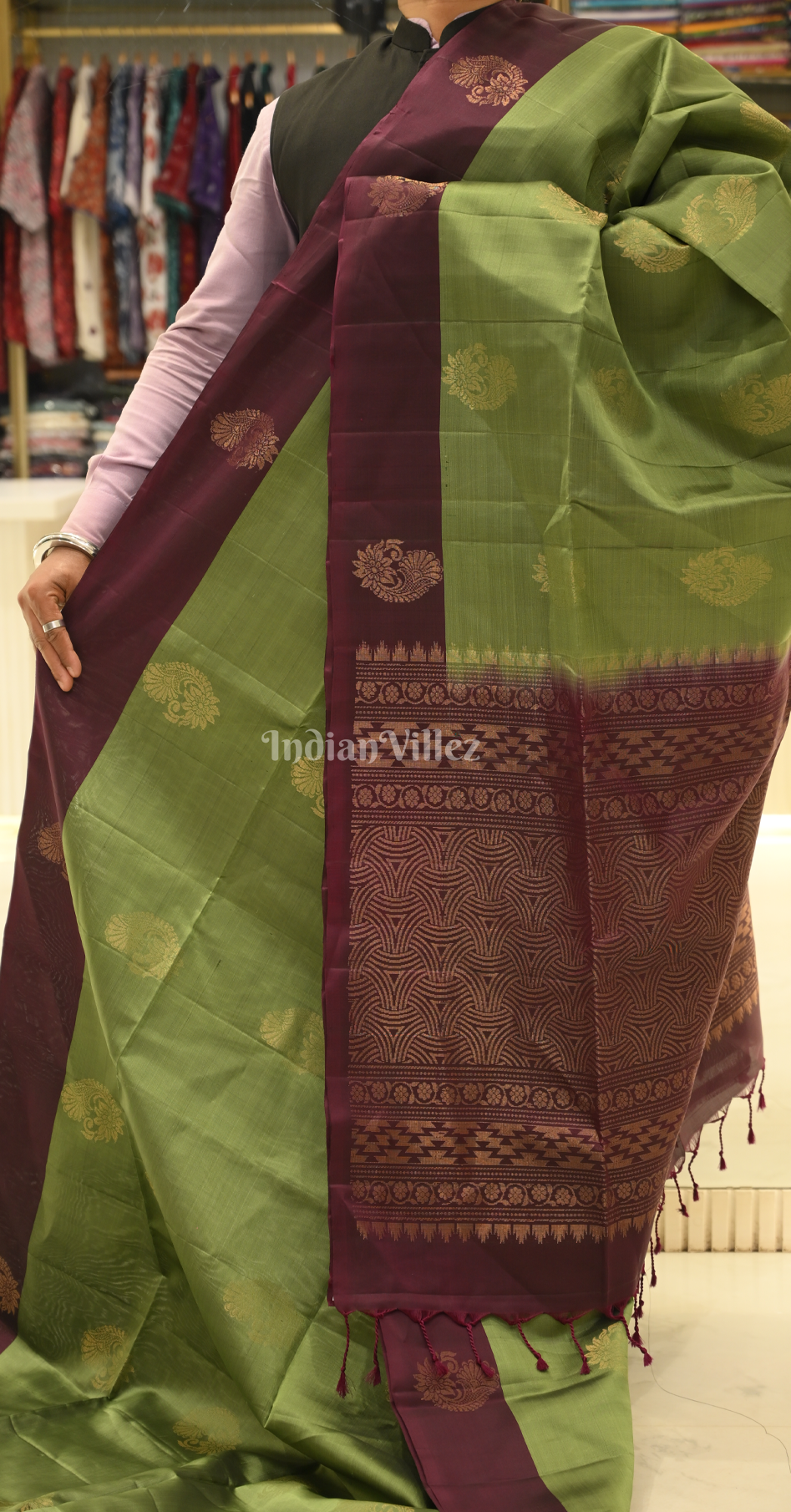 Parrot Green Wine Floral Zari Pure Kanjivaram Soft Silk Saree