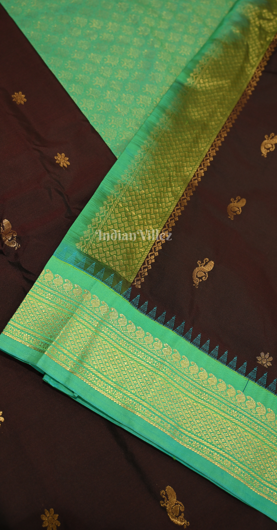 Elegant Brown Sea Green Butti Design Pure Gadwal Silk Saree
