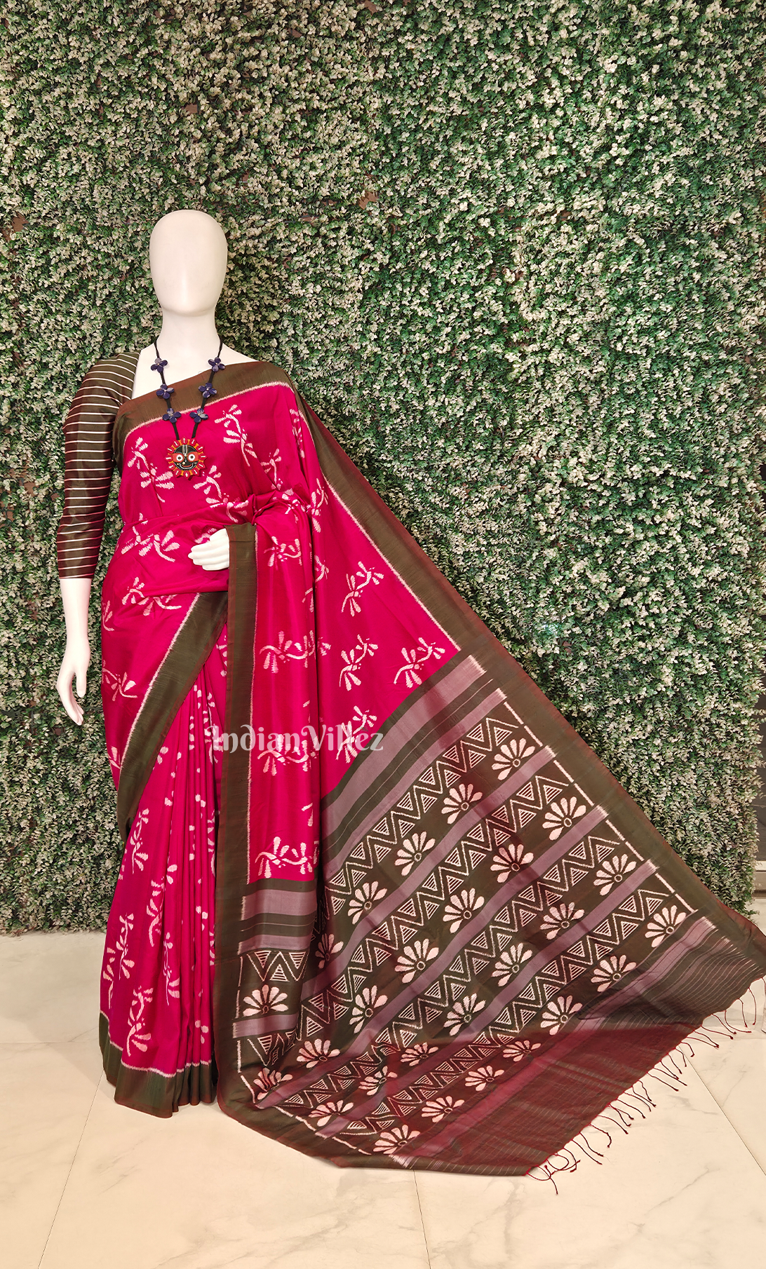Rani Pink Bottle Green Contemporary Designer Silk Saree