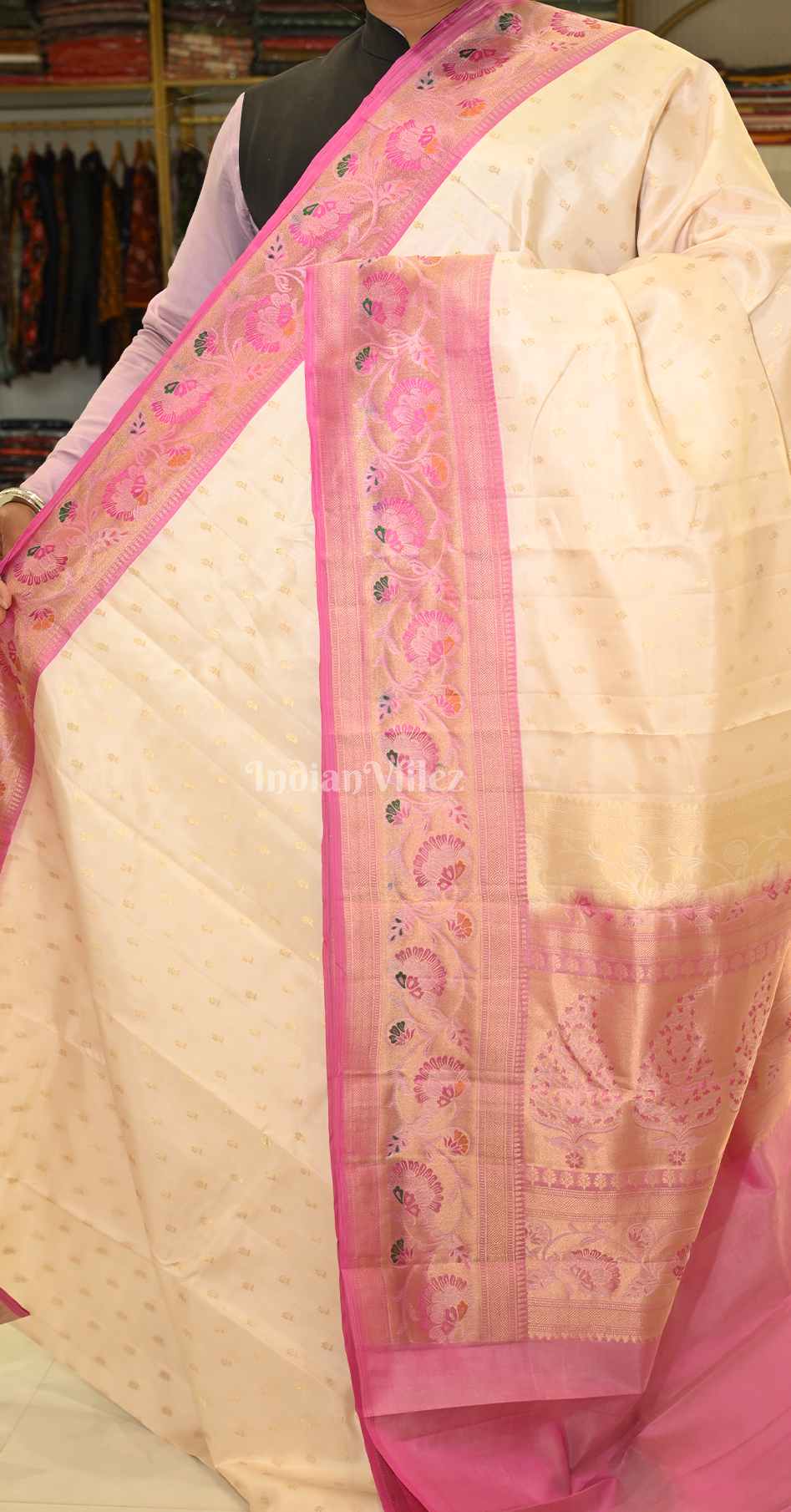 Off white Pink Butta Design Brocade Pure Kanjivaram Silk Saree 