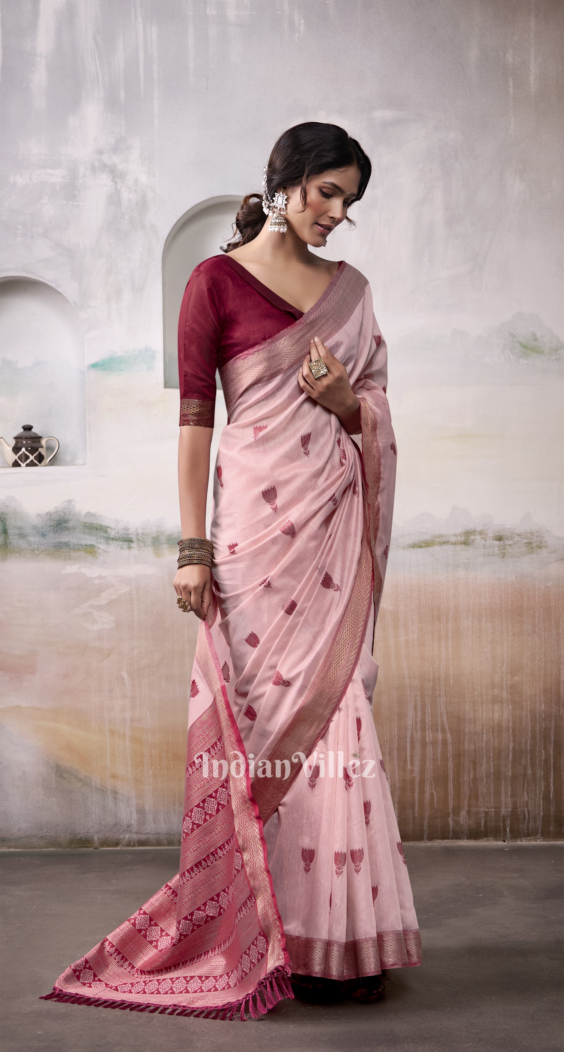 Peach Pink Cotton Woven Saree with Rose Red Pallu