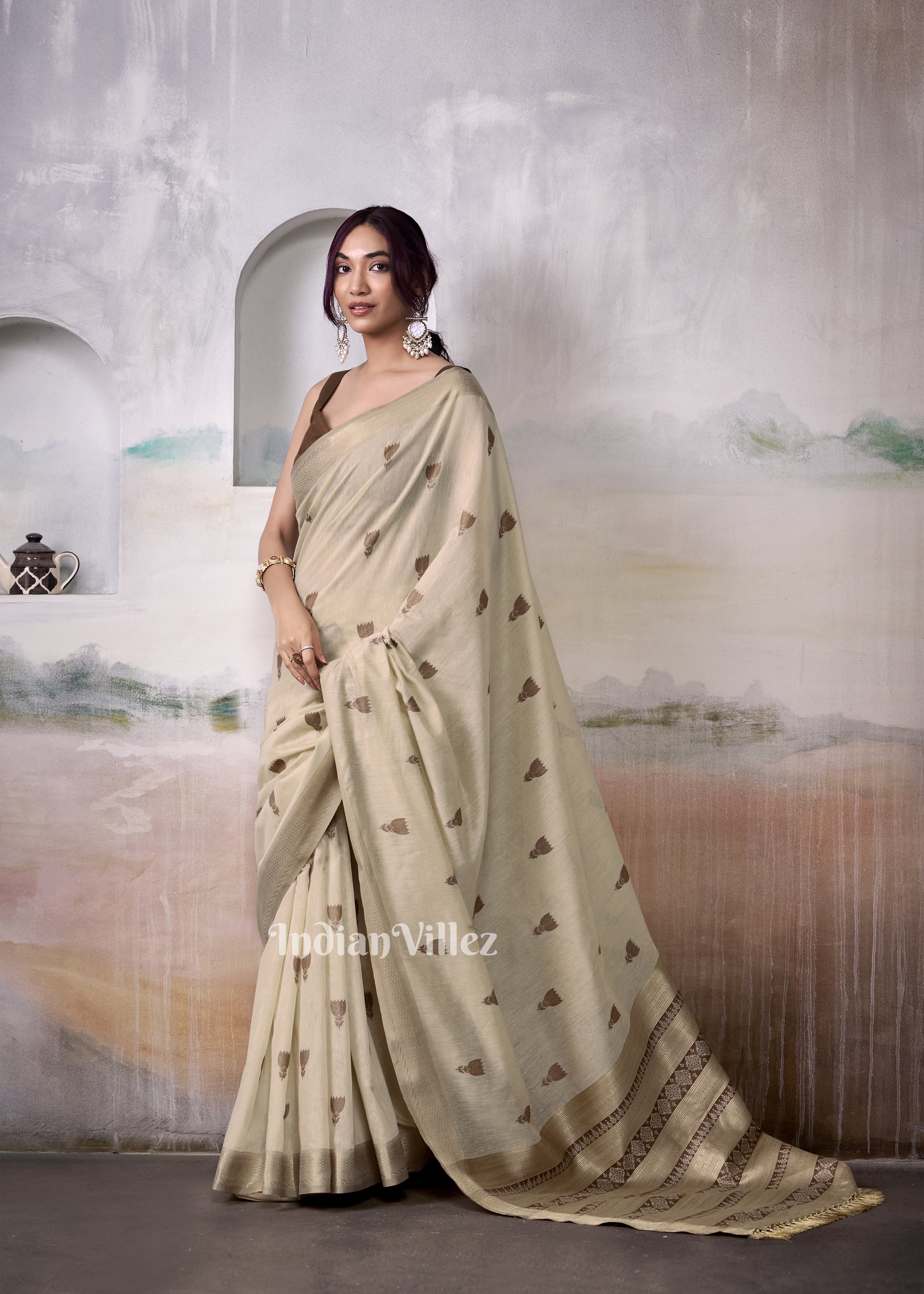 Cream Floral Cotton Woven Saree 