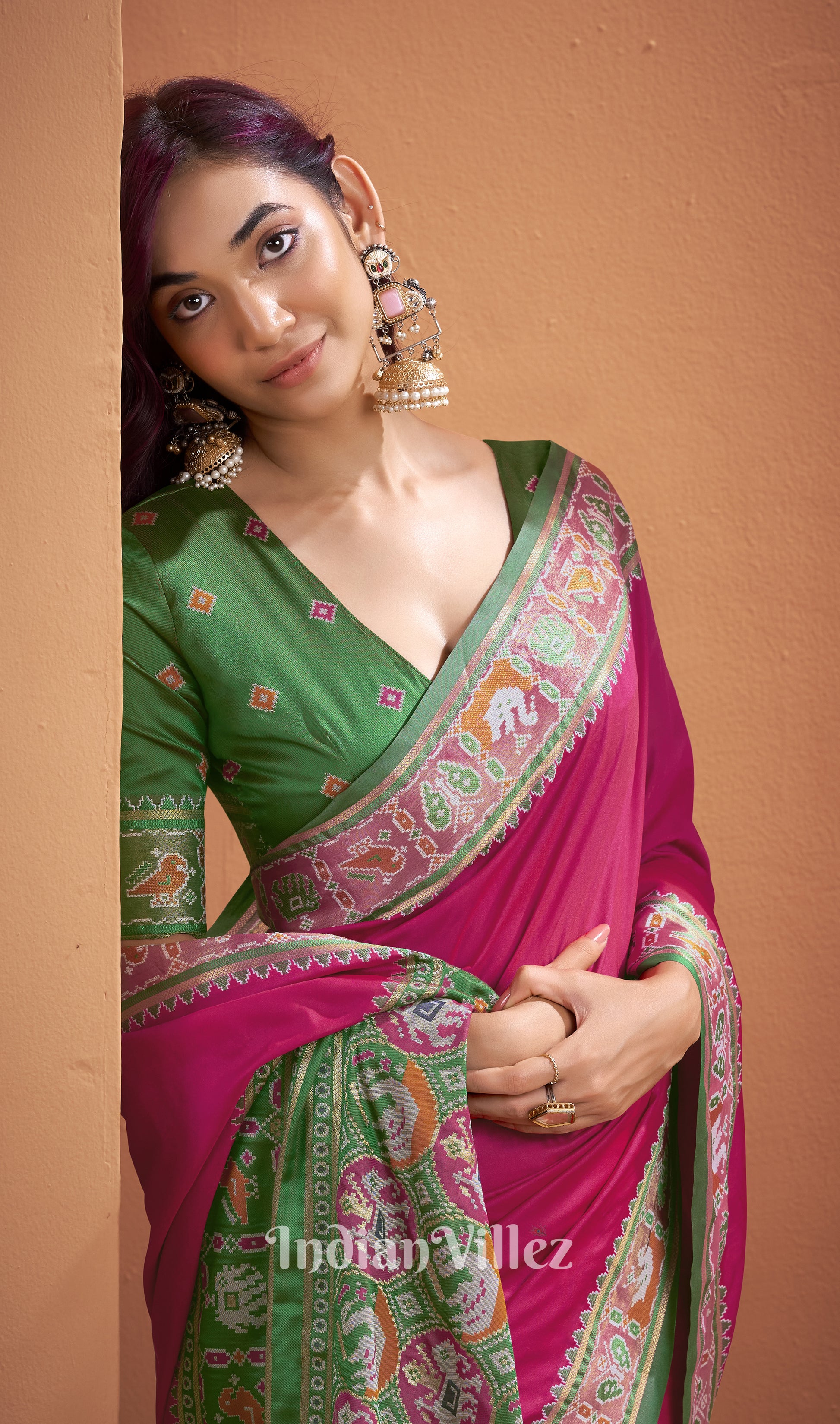Magenta Pink Green Woven Banarasi Patola Silk Saree