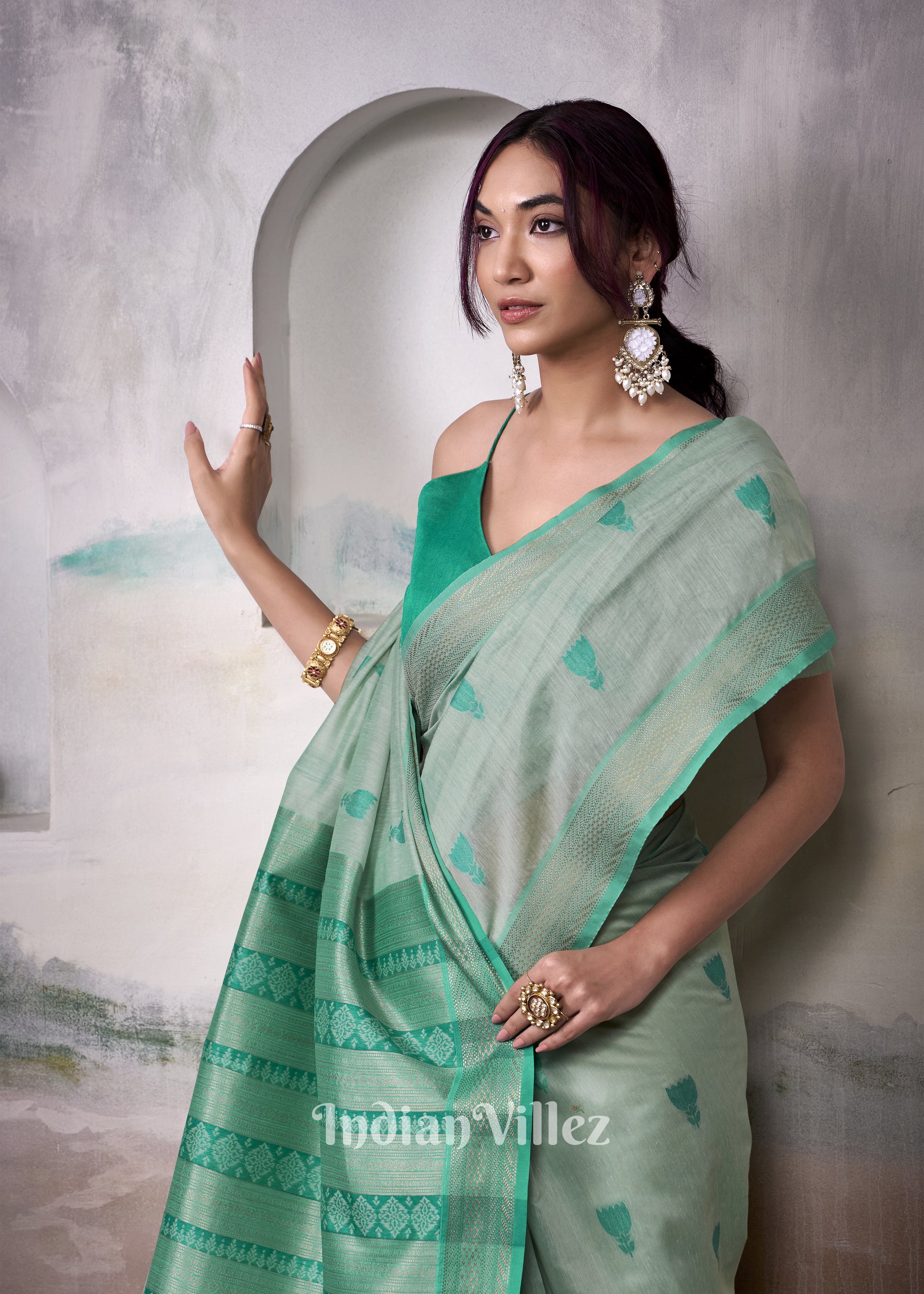 Aqua Green Floral Cotton Woven Saree