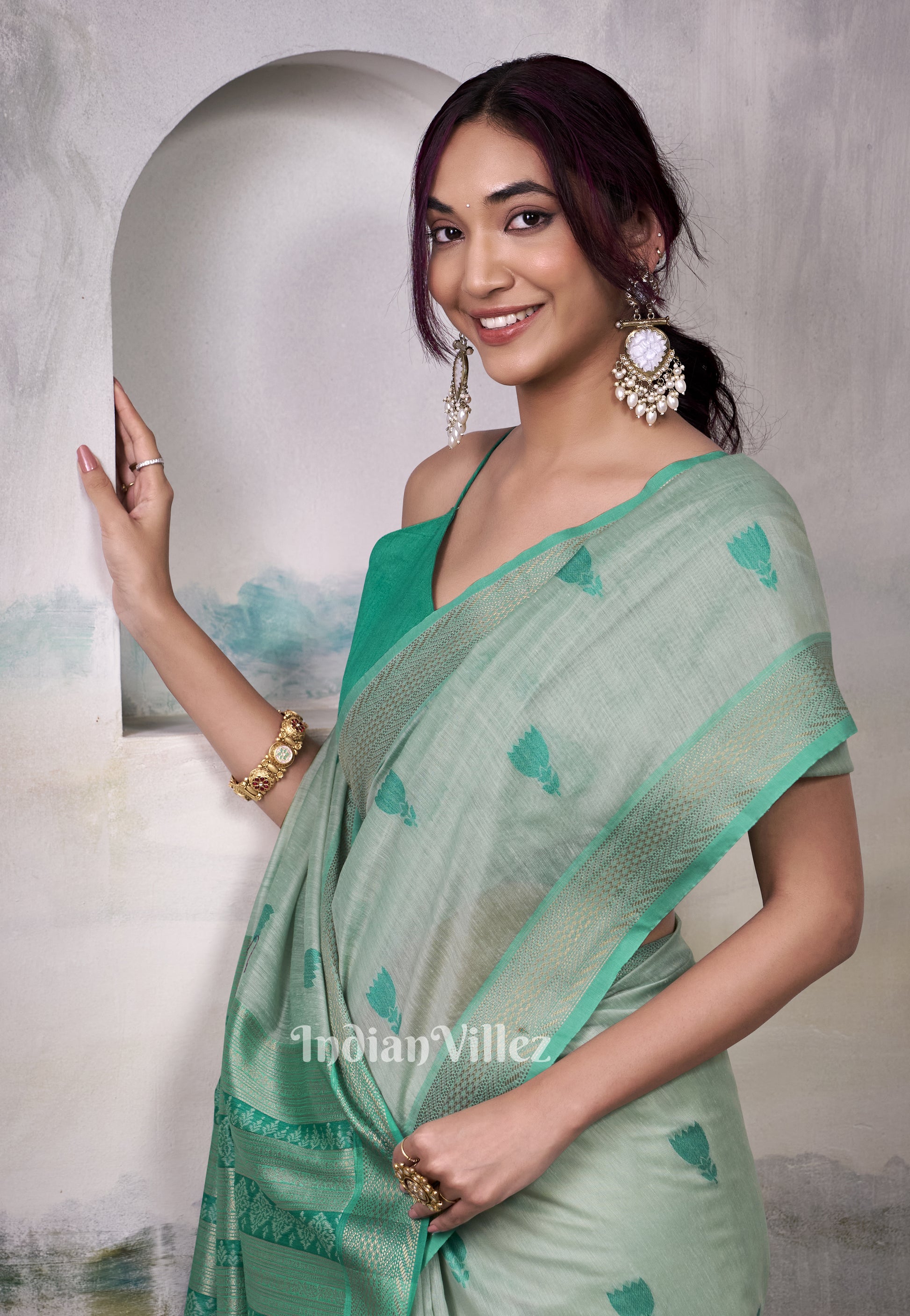 Aqua Green Floral Cotton Woven Saree