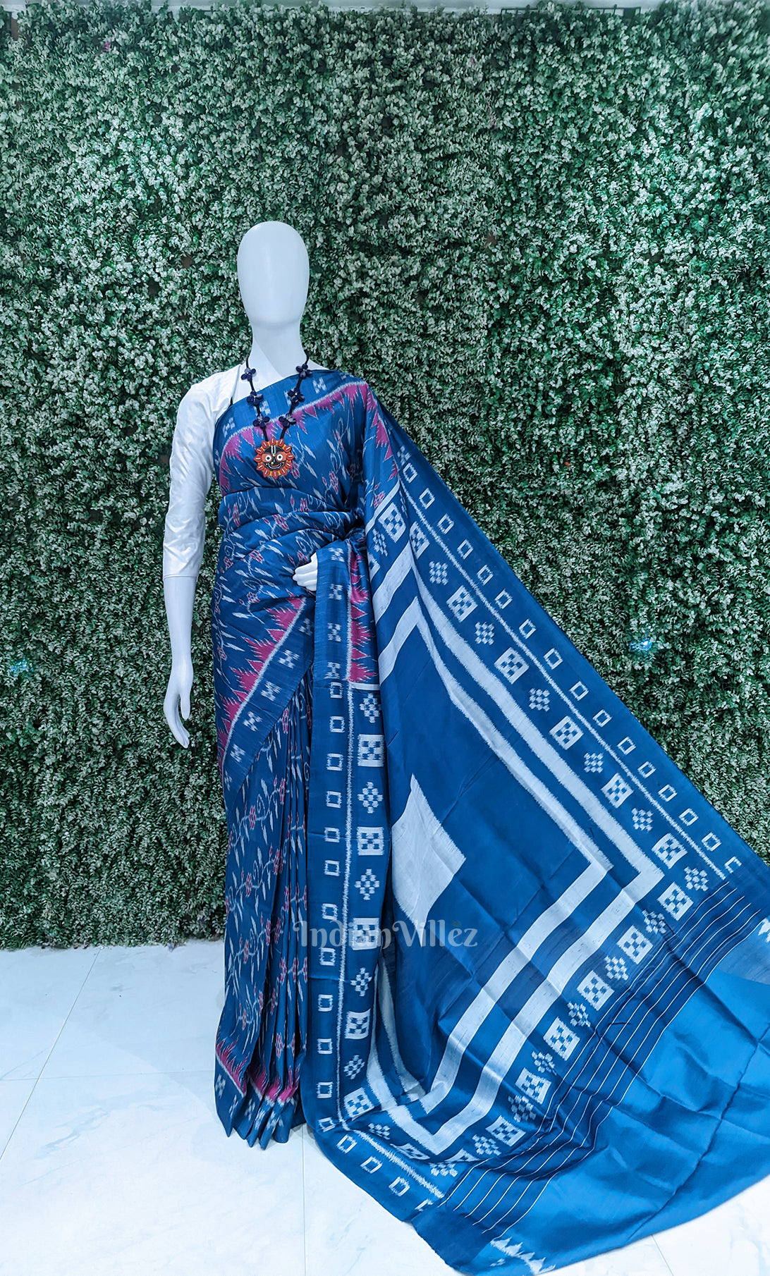Blue Pink Pasapali  Border Odisha Ikat Contemporary Designer Silk Saree