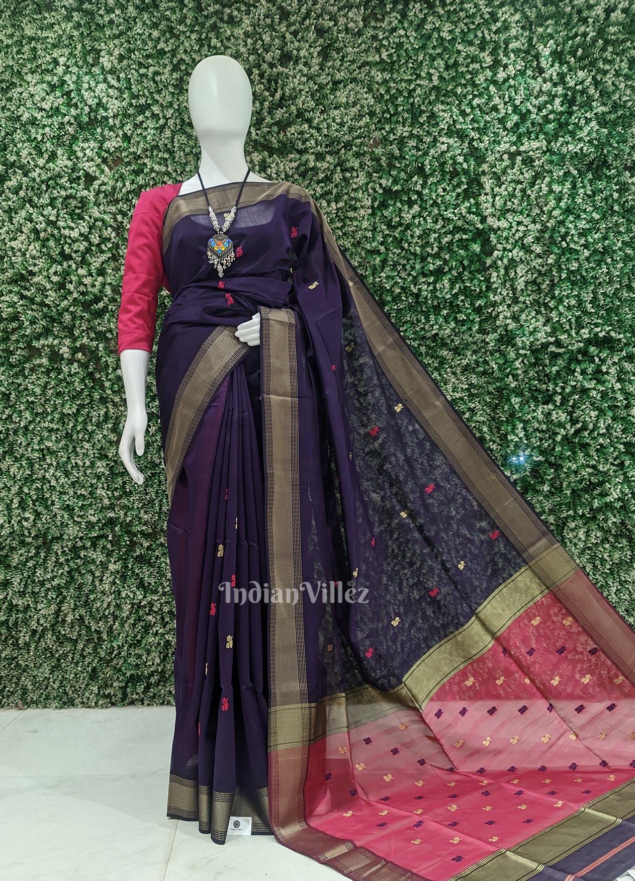 Violet Leaf Motif Pure Silk Cotton Maheswari Saree with Zari Border