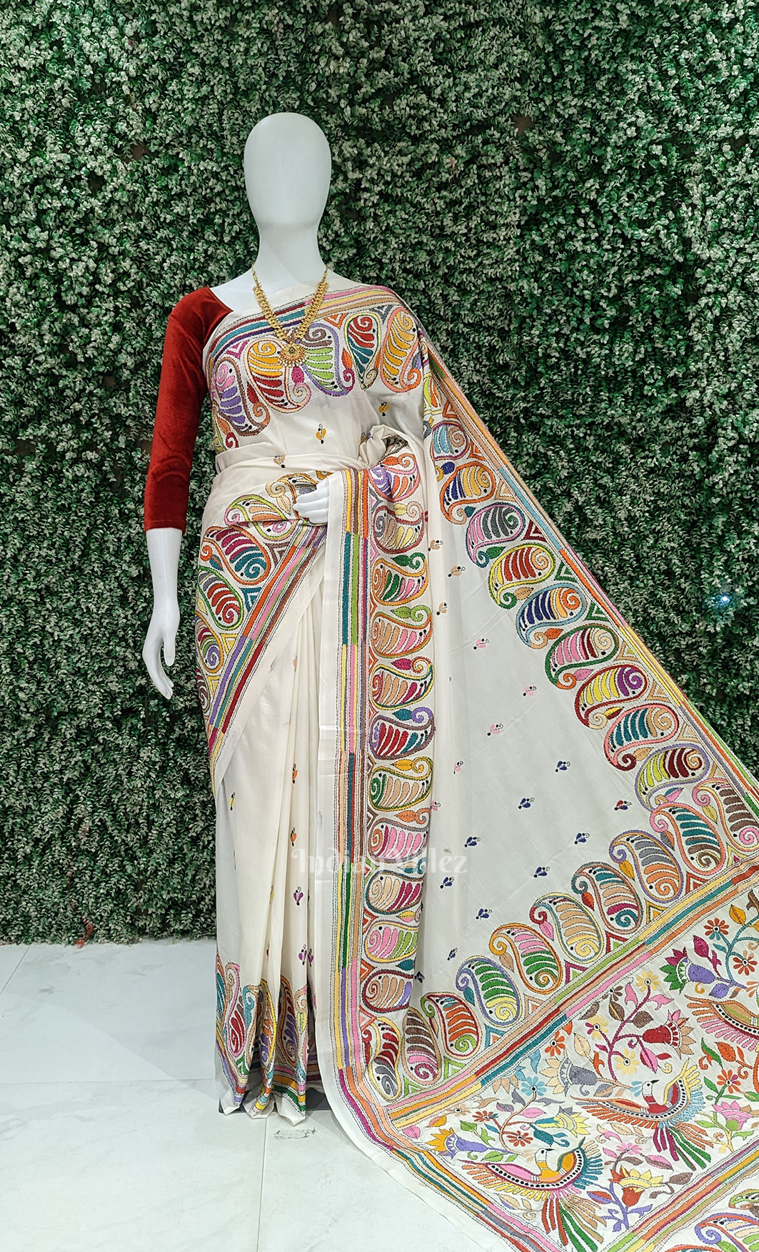 White Handwoven Kantha Stitch Silk Saree