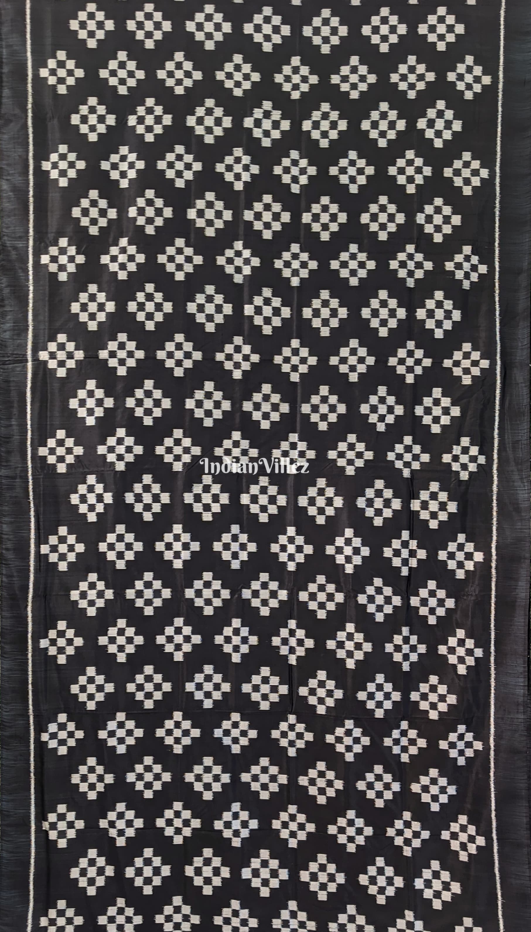 Black White Contemporary Odisha Ikat Pasapali Silk Saree