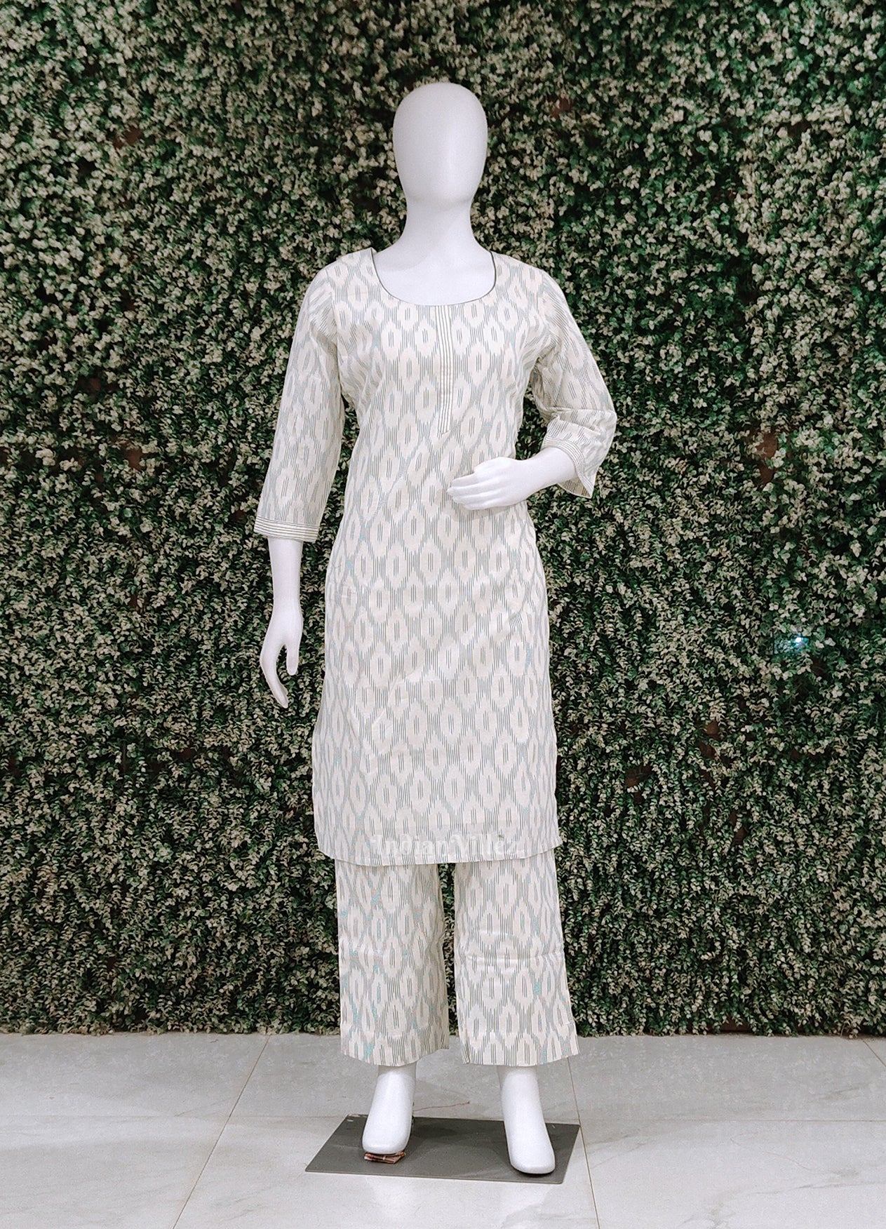 White Odisha Ikat Designer Cotton Kurti Set with Pallazo (Co-Ords Set) 