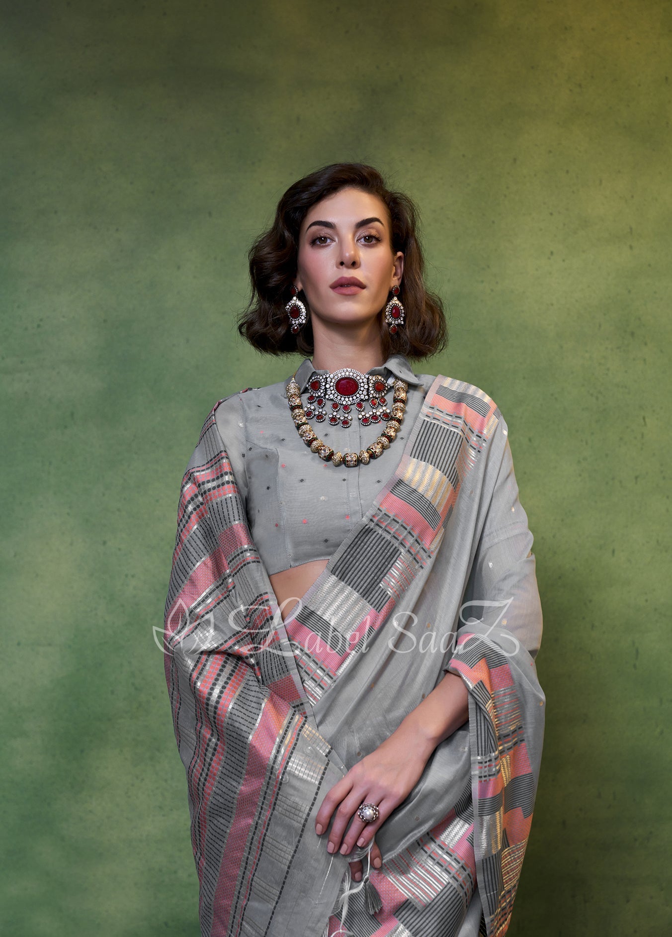 Grey Spun Handloom Weaving Silk Saree 