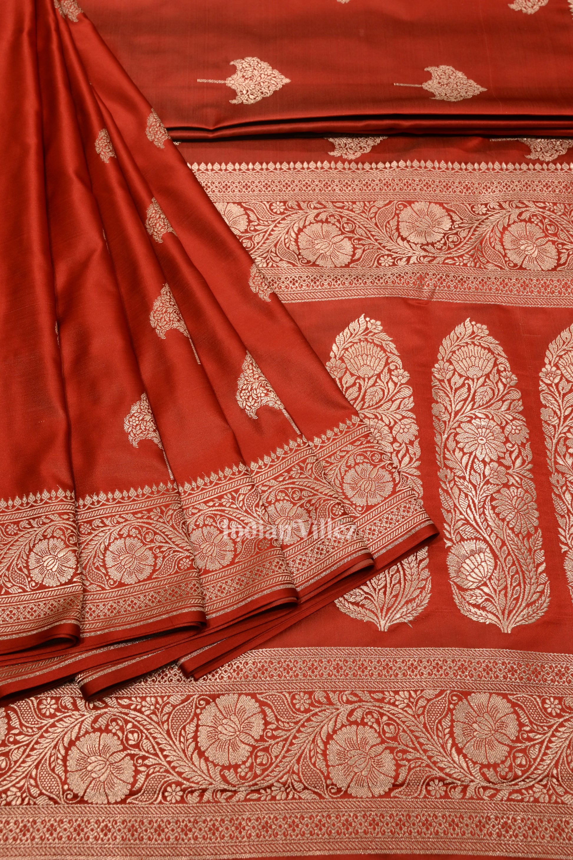 Cherry Red Soft Pure Mashru Satin Silk Banarasi Saree 