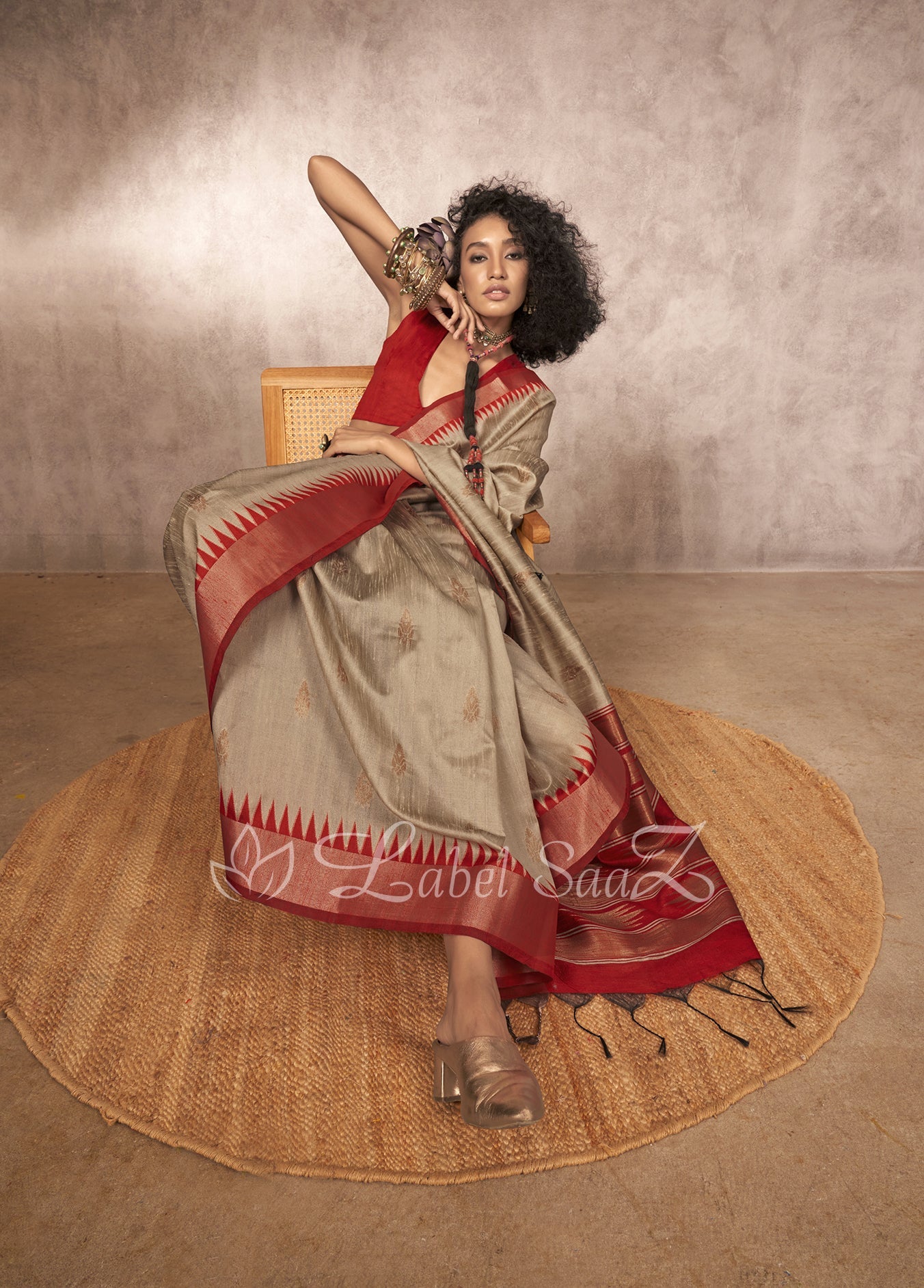  Grey Bhagalpuri Weaving Silk Saree 