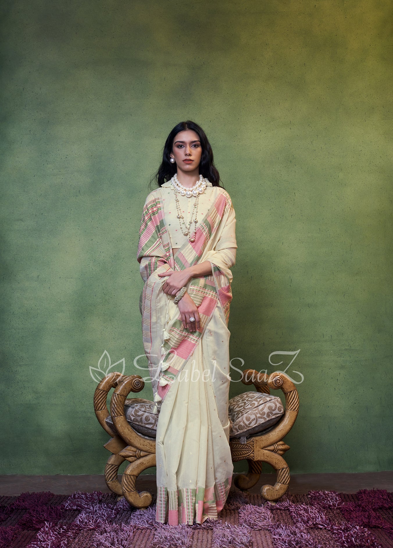 Off White Spun Handloom Weaving Silk Saree 