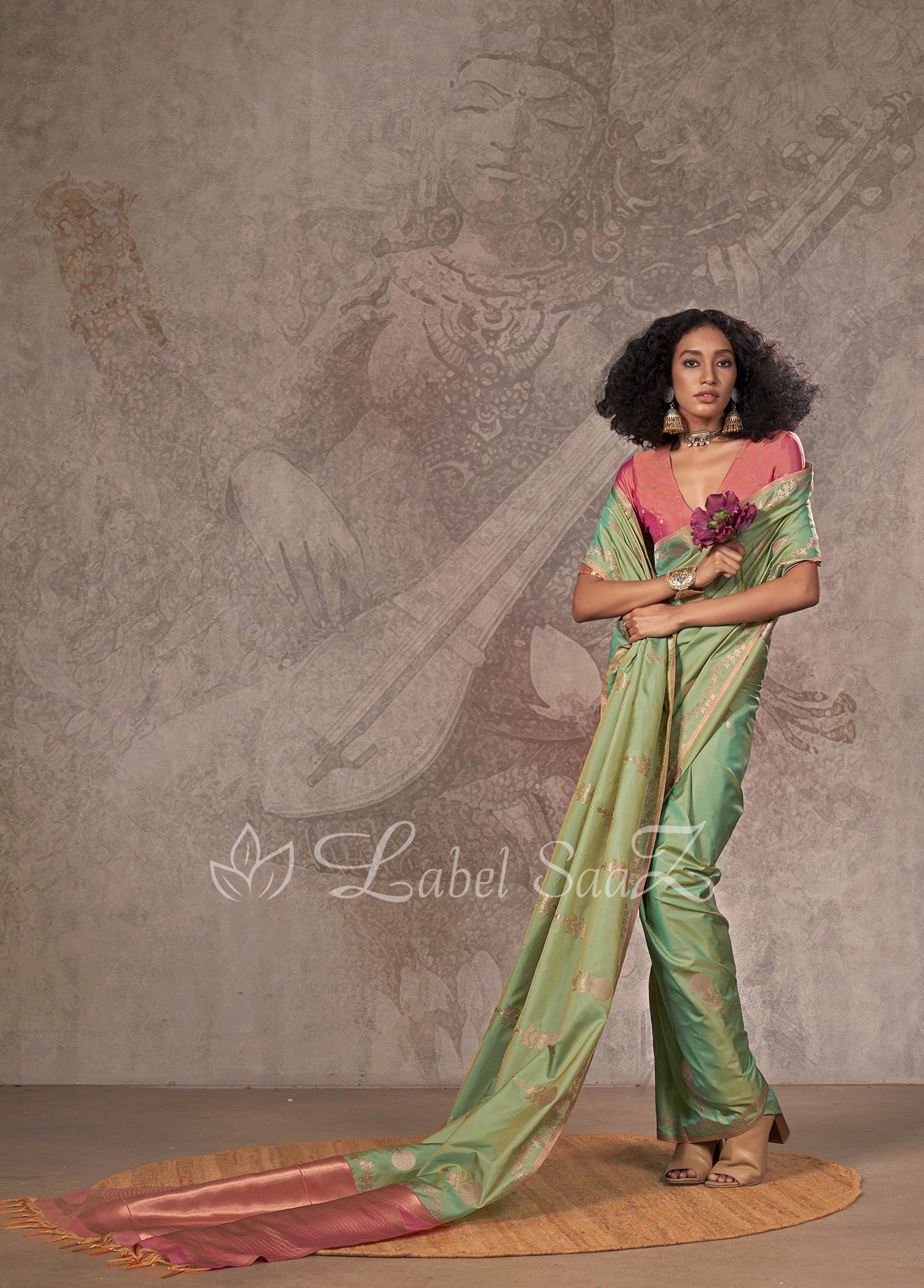 Rama Green Two Tone Handloom Weaving Silk Saree