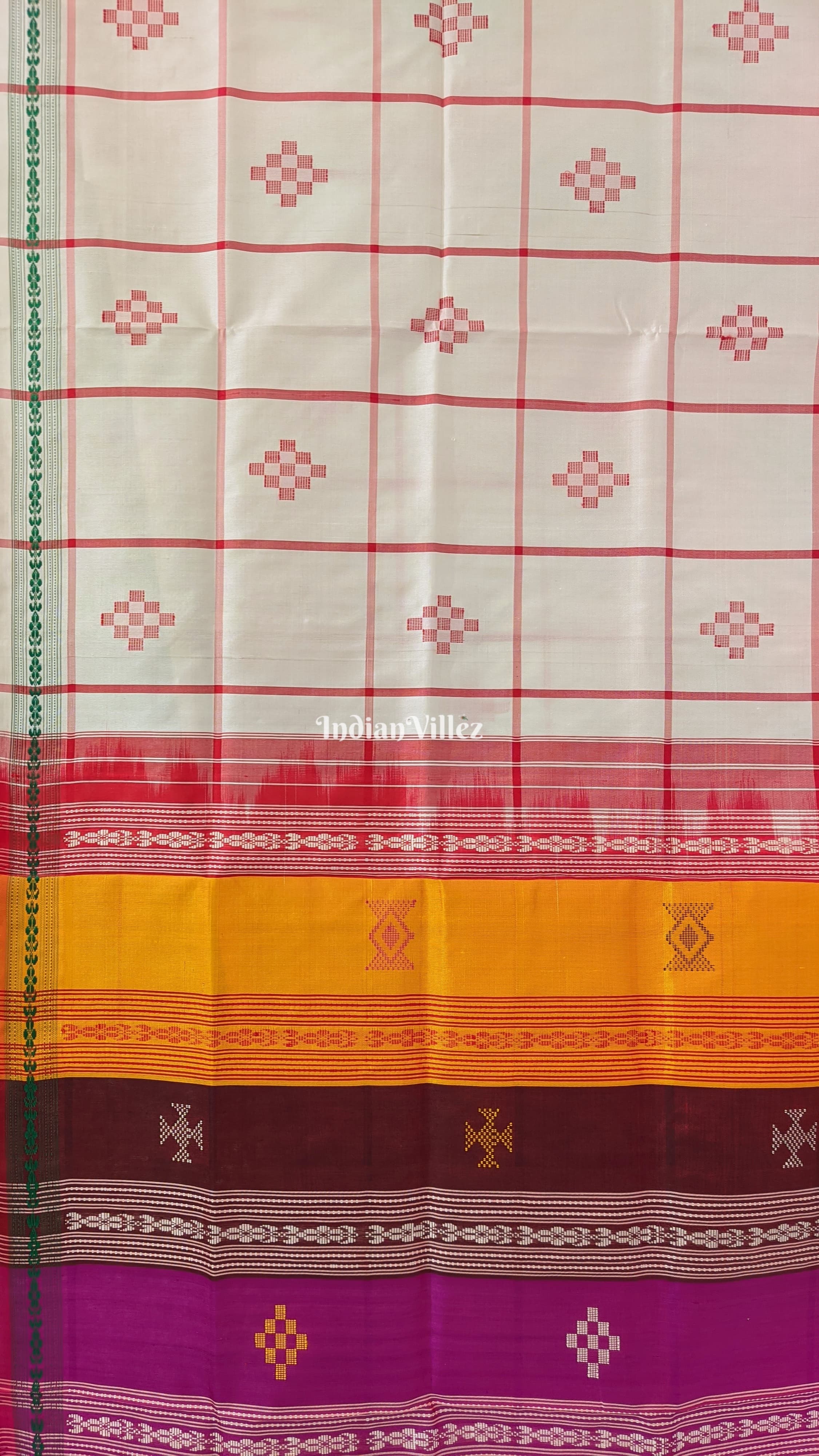 White Double Pallu Pasapali Theme Berhampuri Silk Saree