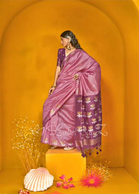 Peach Pink Lotus Handloom Weaving Silk Saree 