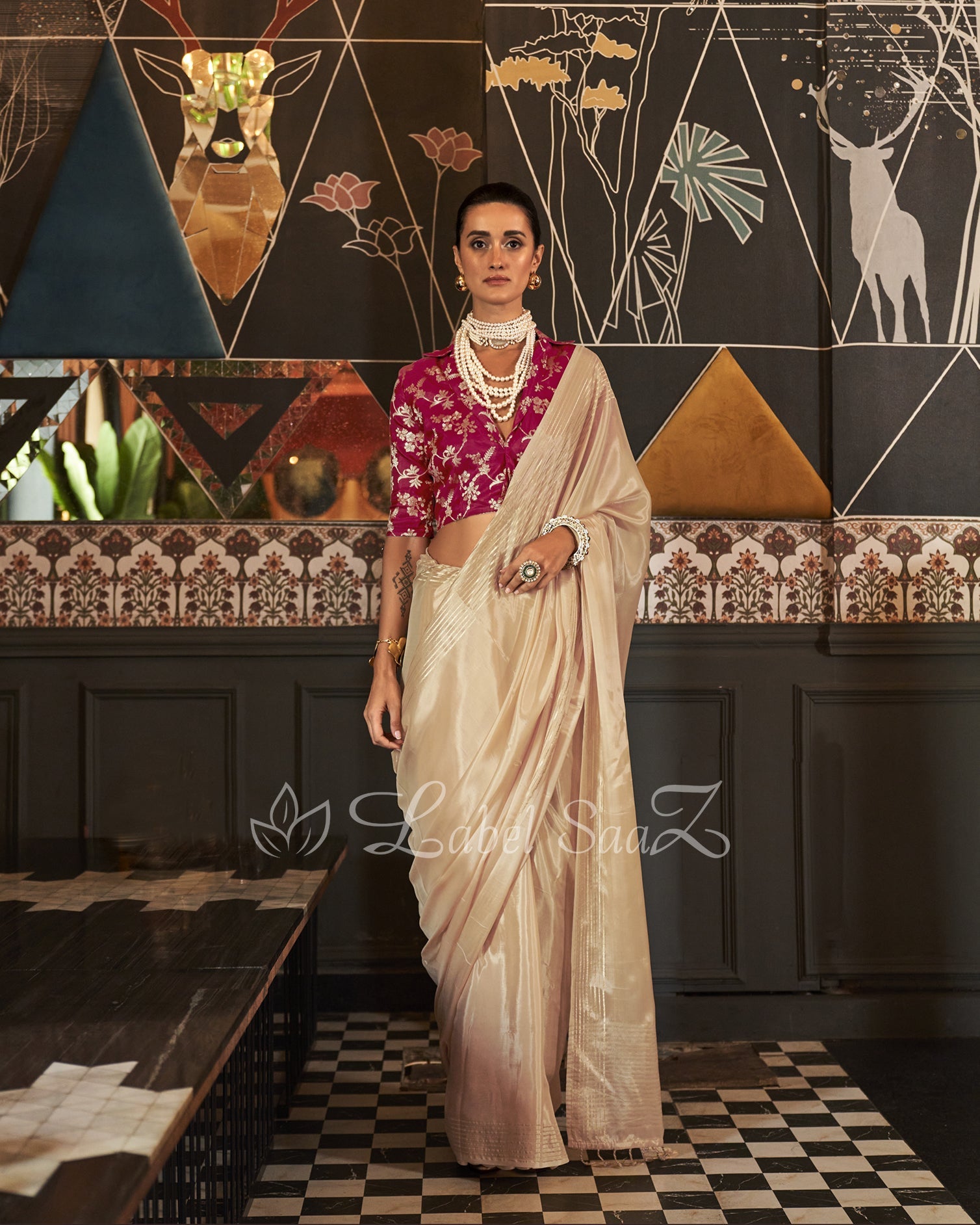Off White Party Wear Viscose Saree With Blouse Piece