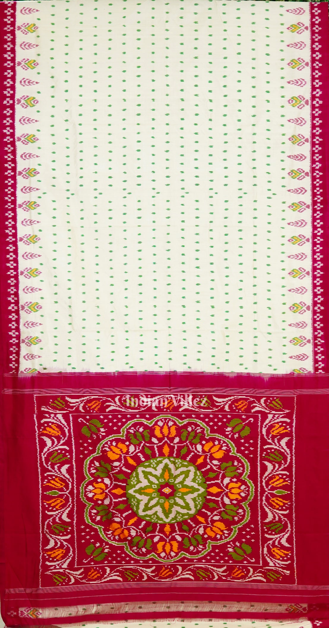 White Green Tipa Design Pochampally Ikat Silk Saree